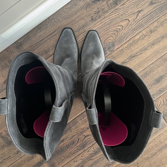 Brand New Steve Madden Suede Boot - Picture 2 of 12